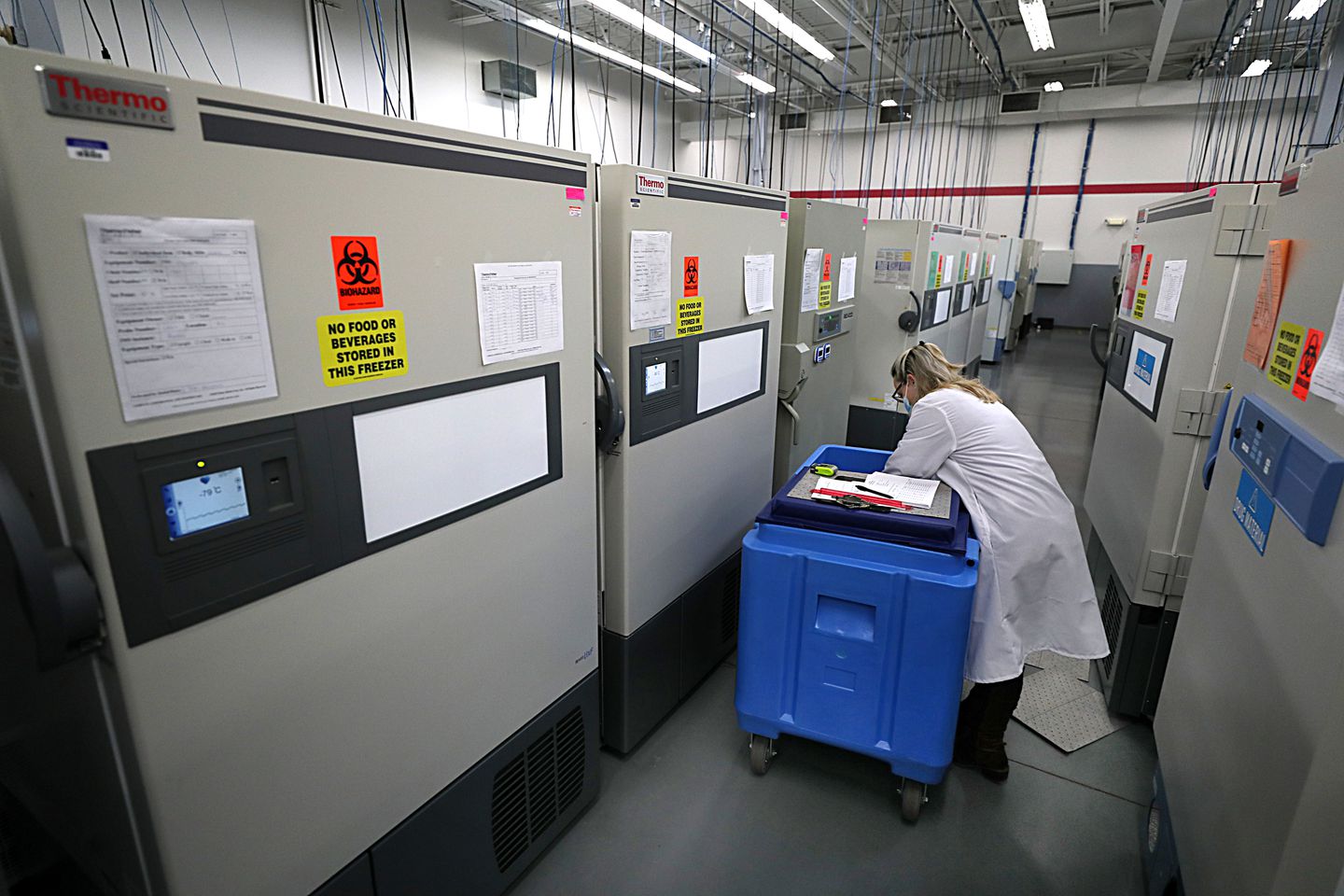 Những tiêu chuẩn nghiêm ngặt trong bảo quản lạnh vắc xin? Nhiệt độ bảo quản các loại vắc xin?