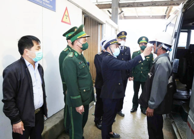 Chủ động phòng dịch, bảo đảm an toàn thực phẩm phục vụ bầu cử